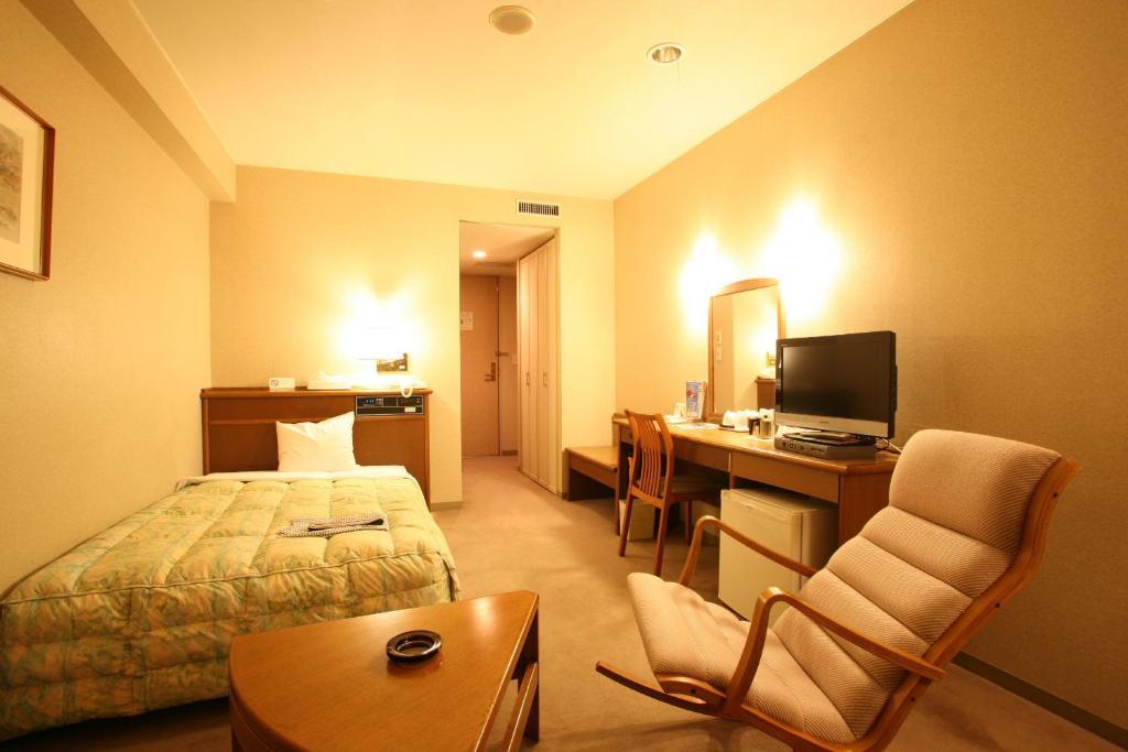 Tendo Central Hotel Room photo